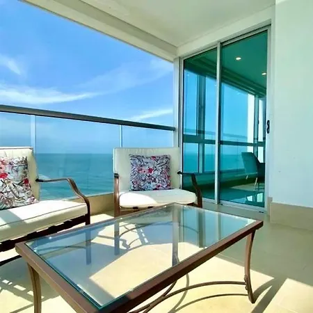 Cerca A Hotel Hilton Cartagena Exterior photo